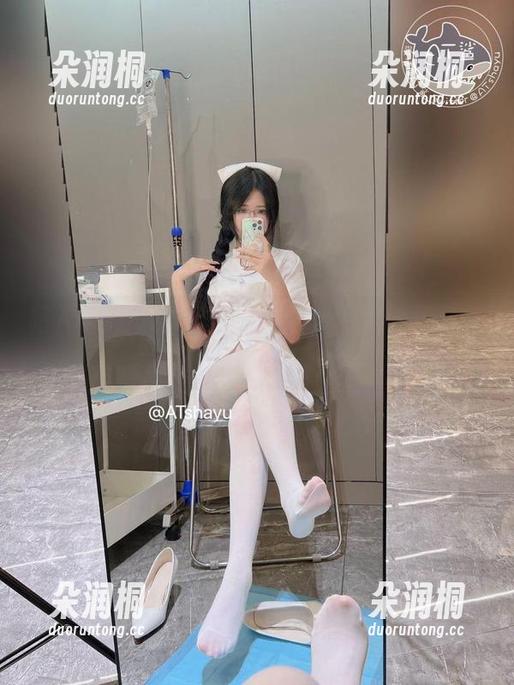 AT鲨 跟AT鲨学花嫁:没内涵的作品和资源也撑得起主播的一片天