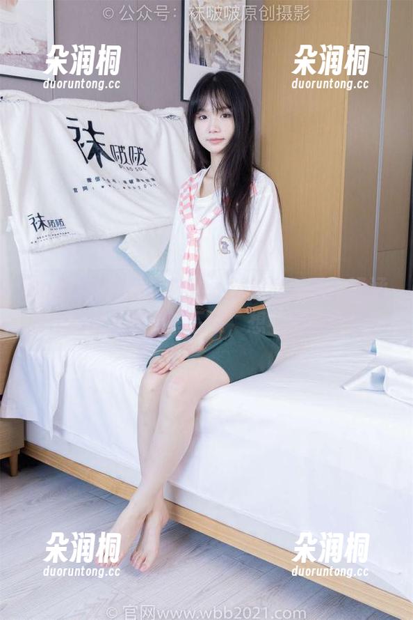 BoBoSocks袜啵啵 - 针对高跟鞋，涵涵的作品让人想悄悄下载，想不想踩踩看？