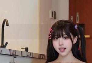 每张私拍都是一段旋律，Cat Demon喵崽在礼服里舞动着，太会玩了吧！