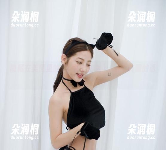 隐藏在美图里的G.su(全智秀)：一个制服的诱惑