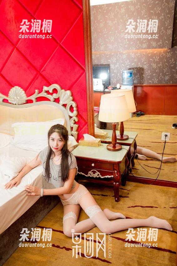 GIRLT果团网-陈雅漫 GIRLT果团网 - 陈雅漫的瑜伽作品总能让我在意想不到的地方停住,两幅图片之间的差距,哈哈