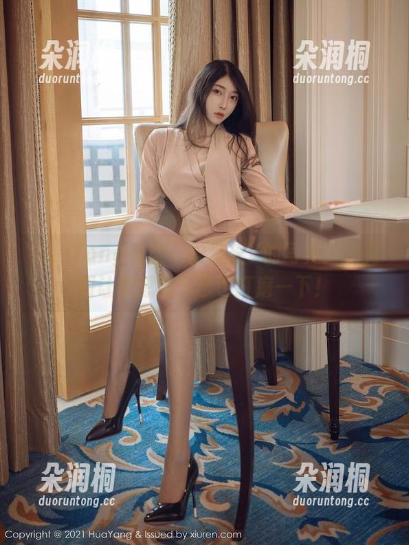HuaYang花漾-孙梦瑶V HuaYang花漾 - 孙梦瑶V的写真:油亮到让我想把自己也打磨一下!