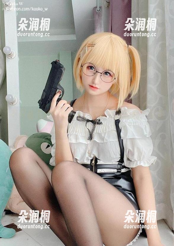 不只是工作：KuukoW秘书的原图，暴露出我的幻想与现实！