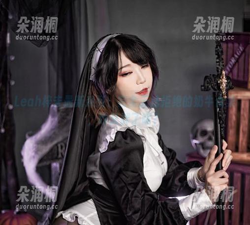 Leah梓未最新系列：完全无法拒绝的奶牛合集，咋又胖了呢？