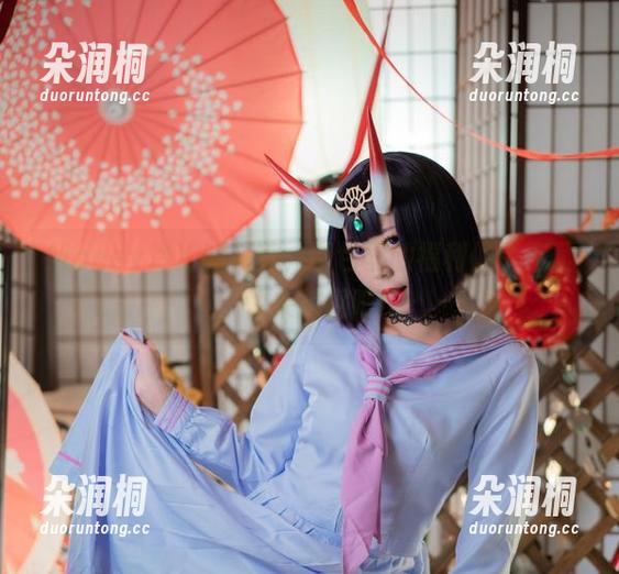 Money冷冷的花嫁，图包里的福利像个宝藏，快来挖掘吧！