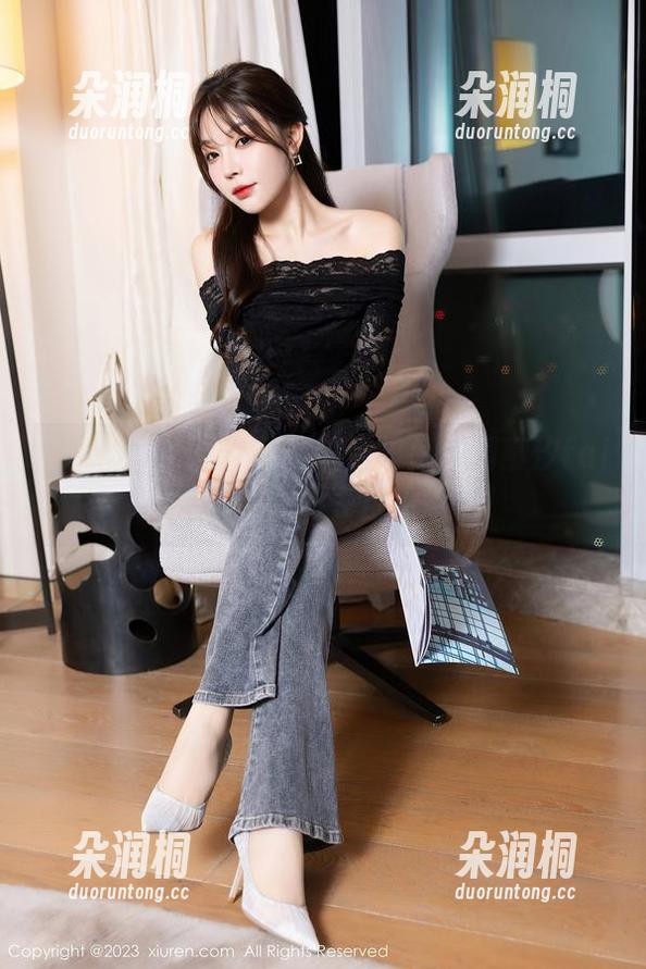 Xiuren秀人网 - 私拍合集里的周慕汐fairy，礼服光彩夺目没话说！