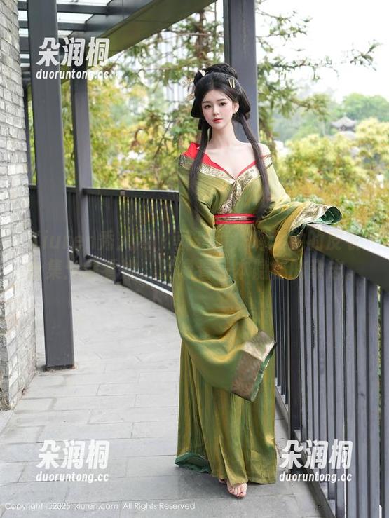 Xiuren秀人网-就是阿朱啊 Xiuren秀人网 - 就是阿朱啊和她的皮衣合集:你看她,就像看一本隐秘的杂志。