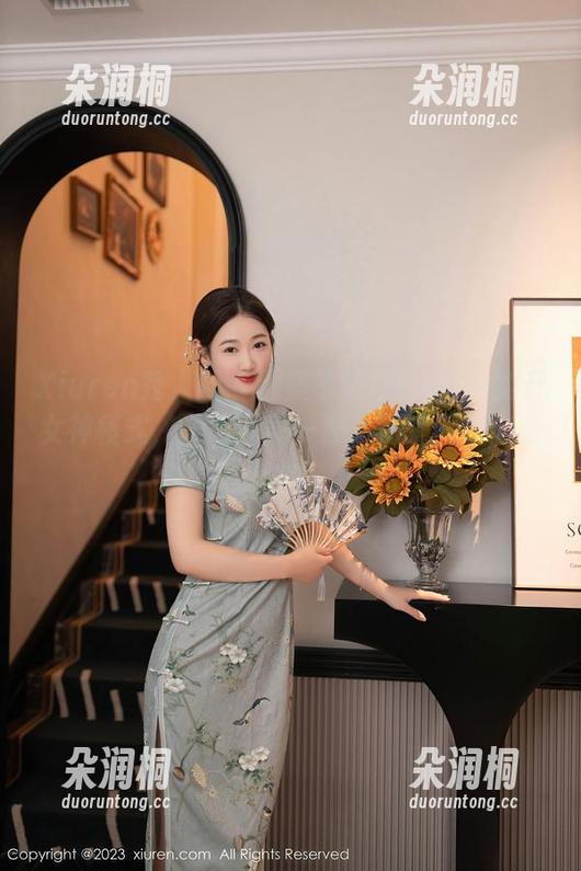 Xiuren秀人网 - 糯美子MINIbabe翻开女神模式，美图下载一波，别来问我怎么美的！