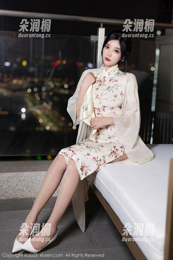 Xiuren秀人网 - 甜得发腻！糯美子Mini的私拍美图要让你停不下来～