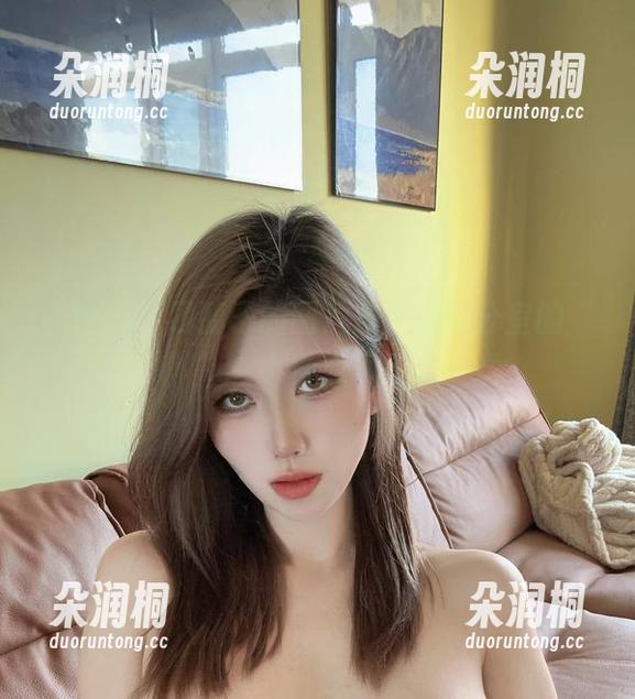 微密圈 - 乙醇子的图片集：在办公室的“小野心”