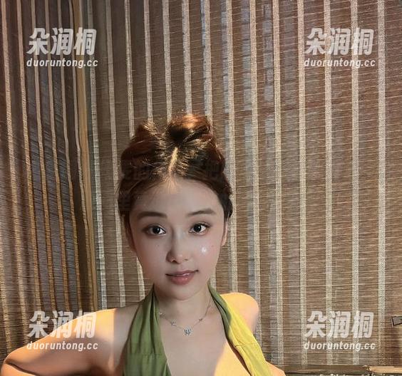 微密圈 - 奶雯的作品，把剧情给撩得刚刚好，原图里竟透出些微的微妙情感。