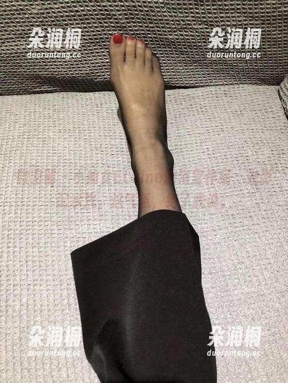 小仙女ELaine 微密圈 - 小仙女ELaine的浴室作品,光影配水汽,这气氛,绝了我说。