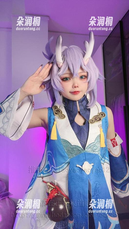小瑶幺幺的私拍秀：Robin-HonkaiStarRail，水面上那道光，没人能抗拒！