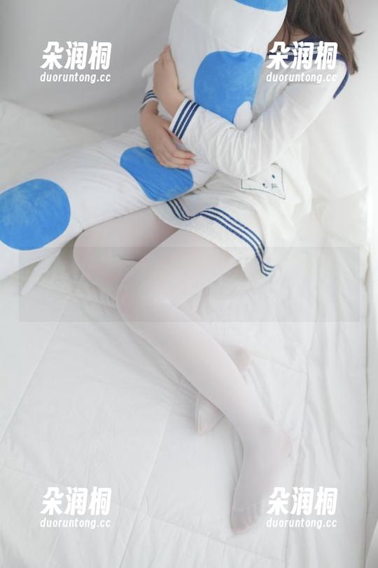 少女秩序 - 鹿可在这里，高清长腿套图，纯属偶然，或者必然。