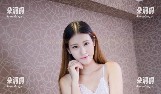 尤物馆 - Cris_卓娅祺的眼镜看得更远，你也想看原图吗？免费的哦，别害羞！