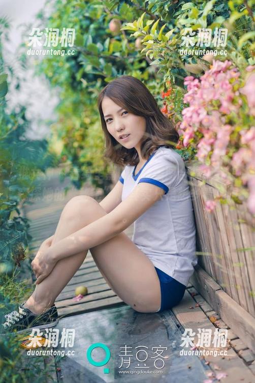 推女神-绮里嘉Ula 推女神 - 看绮里嘉Ula的美图合集,妄想窥探她的“秘密”,其实只是想多看几眼。
