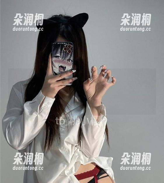 微密圈 - 桃沢樱呀的旗袍写真，亲民的免费福利！292危机一触即发，不过，她那姿态，我是喜欢的。