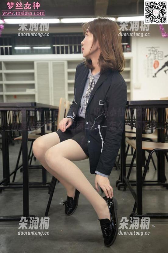 梦丝女神 - 点击这里，奶味小仙女的初恋历程尽在握——原图傍身，怎么能不下载？