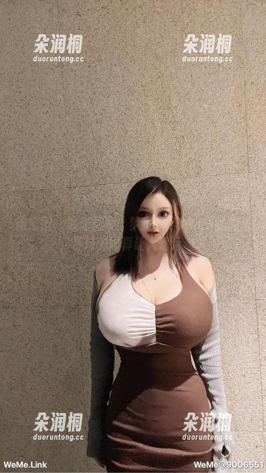 微密圈 - 最新图集：梦露veronica的美足，那抹光影真让人想运动。