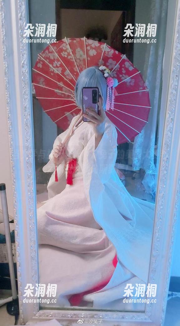 当文学与娱乐碰撞，汐兔子的美图大赛非尼禄克劳狄乌斯莫属！