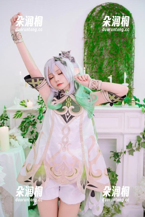 爆机少女喵小吉黑色套图，下载吧，连你家猫也会表示赞同的！