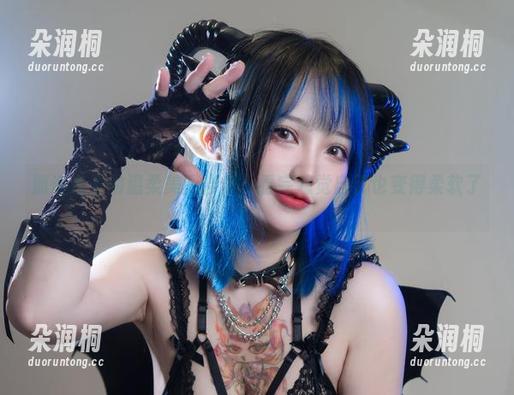 狐洛洛子的温柔美图合集，看完感觉自己也变得柔软了。