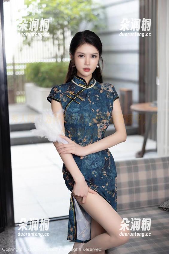 秀人网-伊诺 秀人网 - 为何在伊诺的死库水套图中,你也想潜水呢?