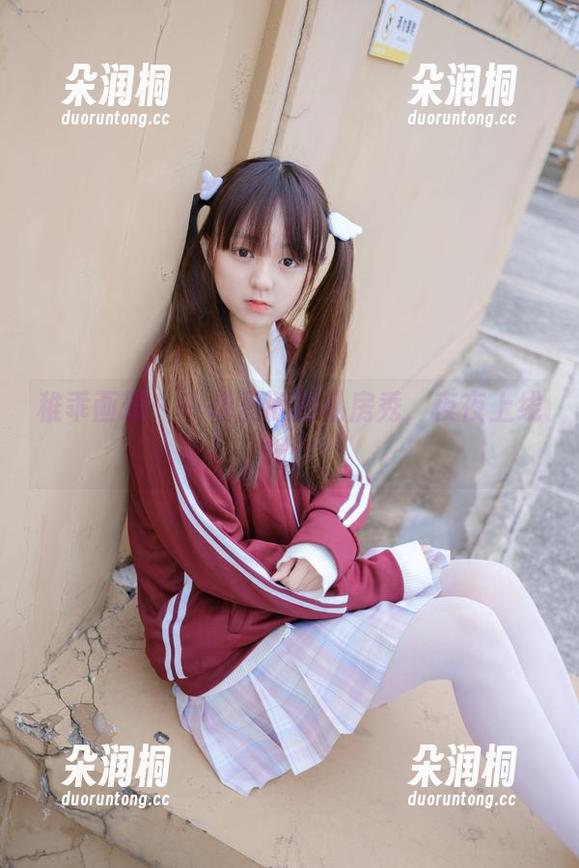 稚乖画册 - 一场圣诞的私房秀，夜夜上线啦！