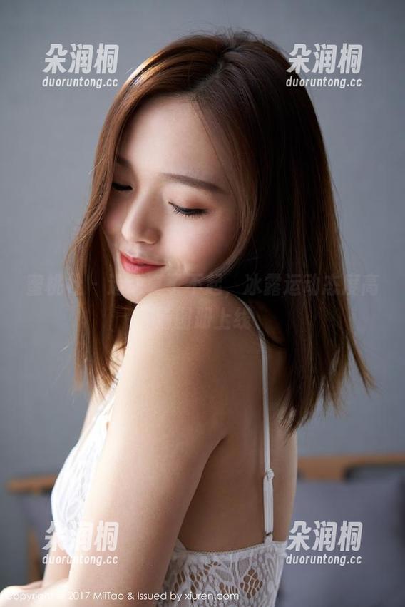 蜜桃社-冰露 蜜桃社 - 运动真了不起,冰露运动态度高清图册上线