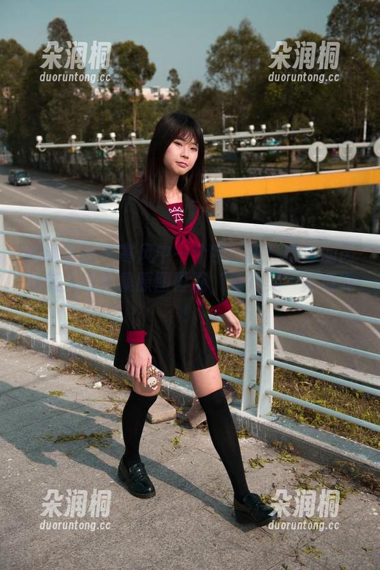 魔镜街拍 - 寒风中一个字：冻！婷婷的肉丝美人写真集原图再现‘蔫儿美’新境界！