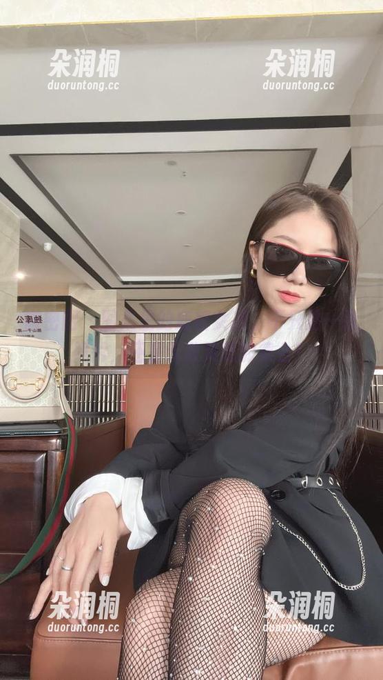 鹿瑶 微密圈 - 图集里的鹿瑶女孩,不只是一张照片,还是无数灵感的集合!
